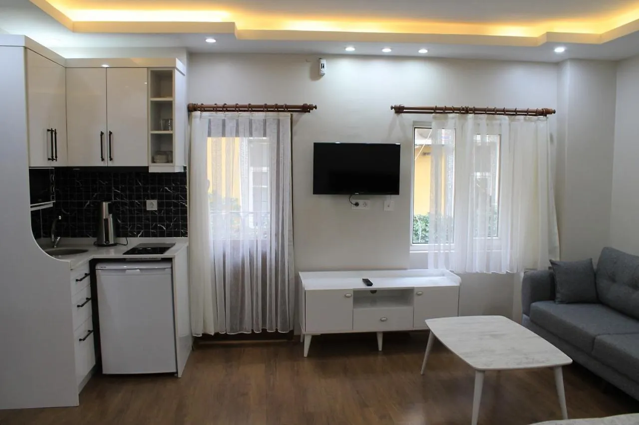 Ferienwohnung Beyoglu Asmalimescit'Te Mobilyali Balkonlu Daire Istanbul Apartment